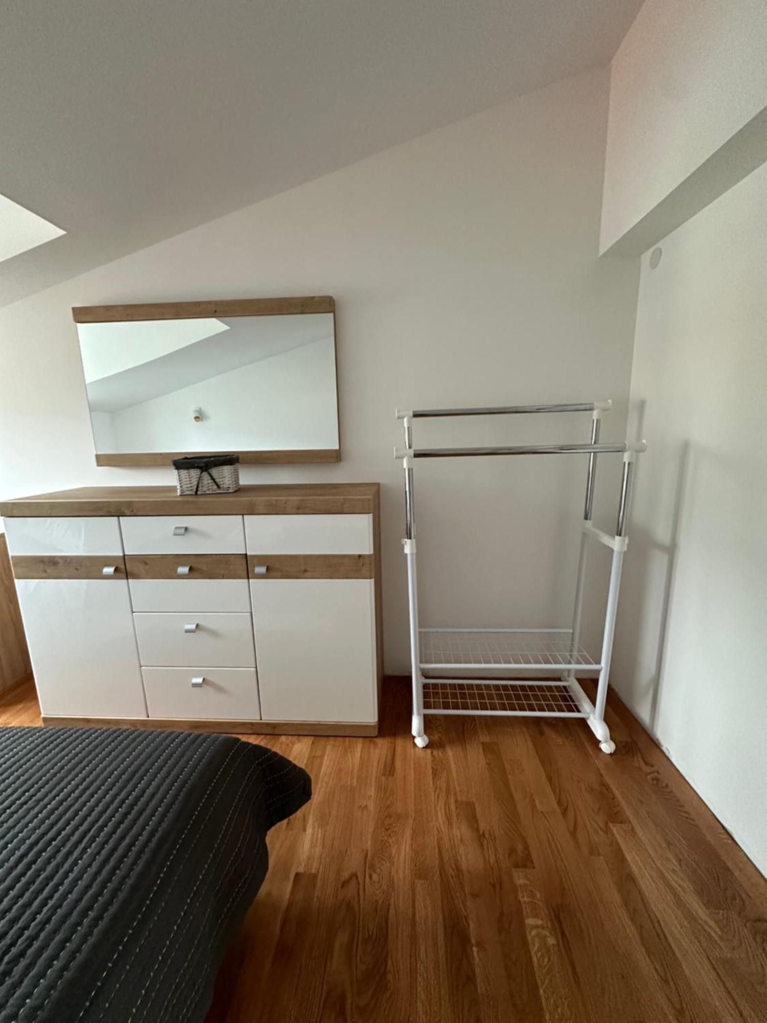 Bee House Suite - Brand New Apartment 100 M From Sea Kastela Exterior photo